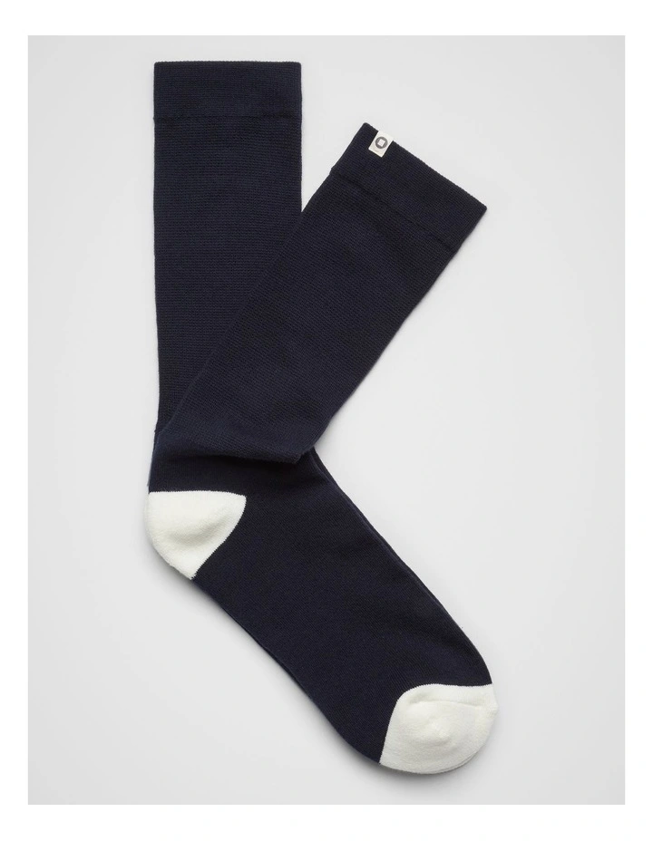 Ribbed Winter Socks in Navy