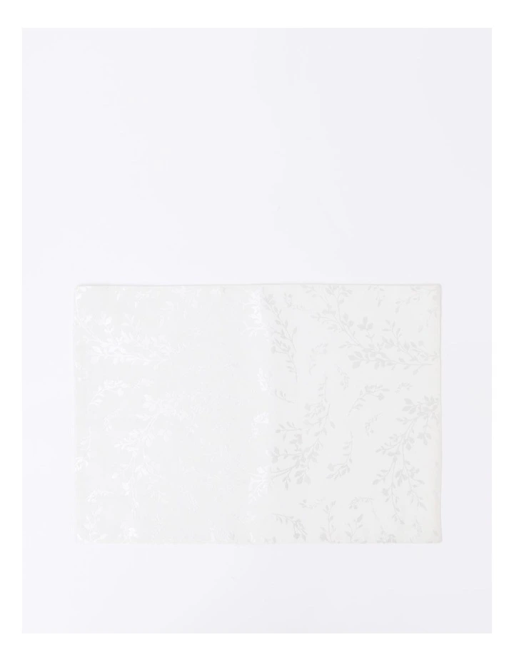Winter Wonderland Christmas Placemat Set of 4 in Silver