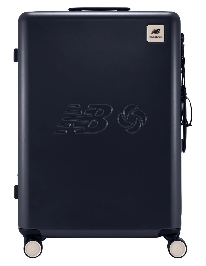 NB | Spinner 68cm Exp Suitcase in Black