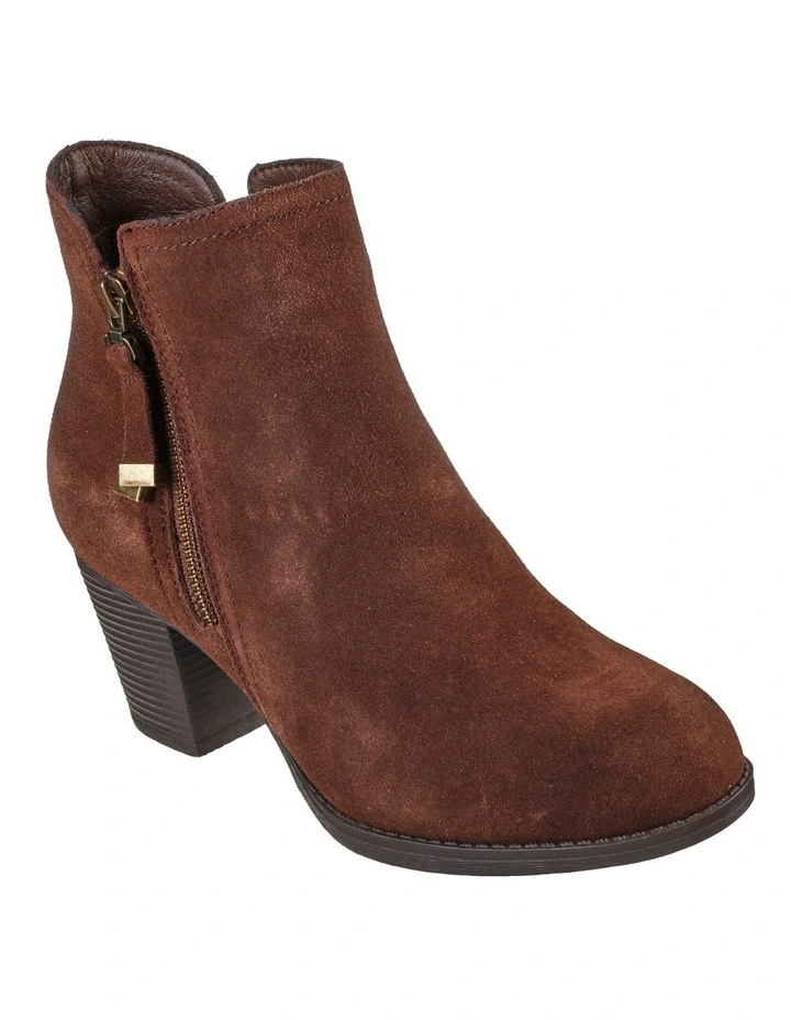 Taxi Weekend Plans Boots in Brown