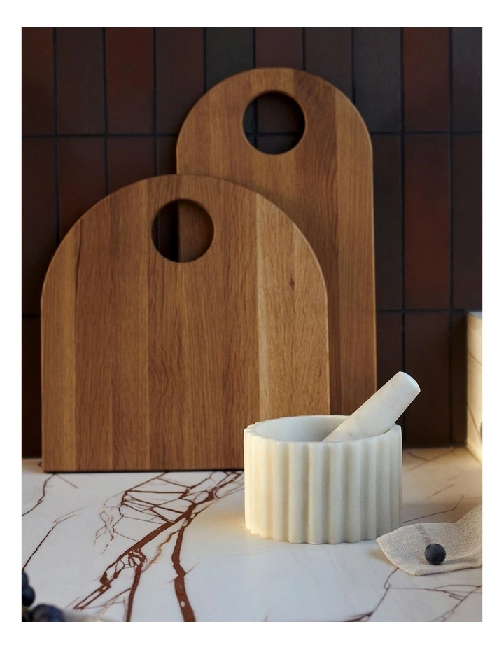 Windsor Marble Mortar and Pestle in Snow