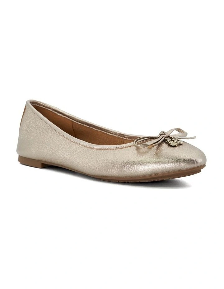 Hallo Ballet Flat in Gold