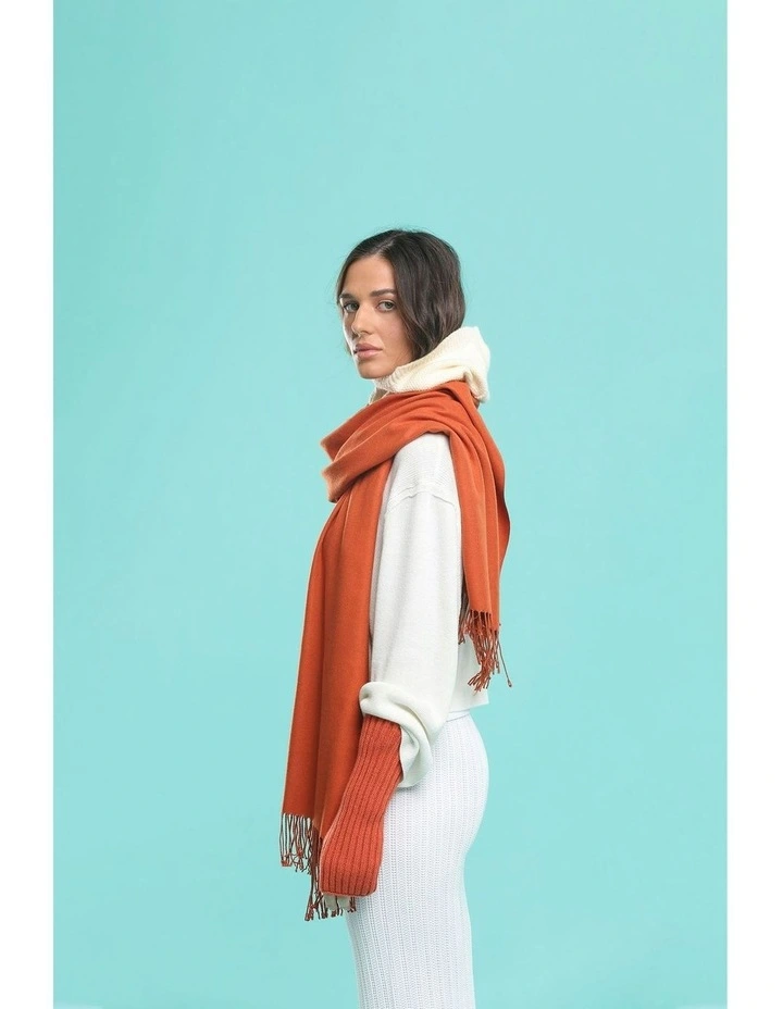 Jodie Scarf in Rust