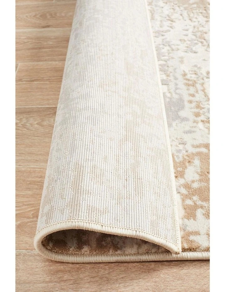 Opulence Rug in Phoebe Cream
