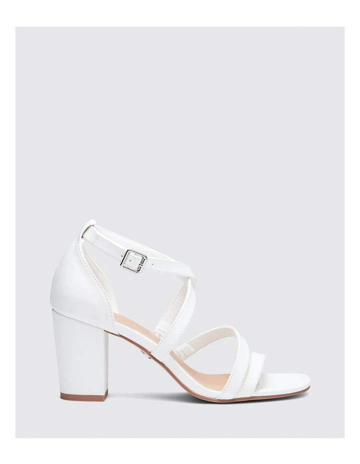 UCCI Sandals in White