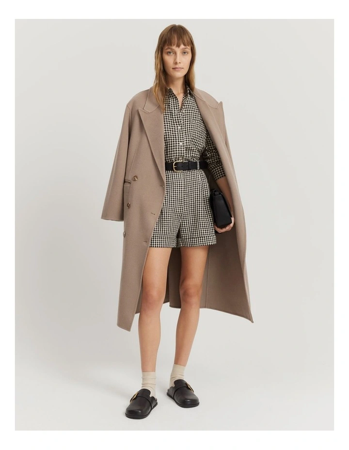 Organically Grown Linen Check Tuck Front Short in Sand Gingham