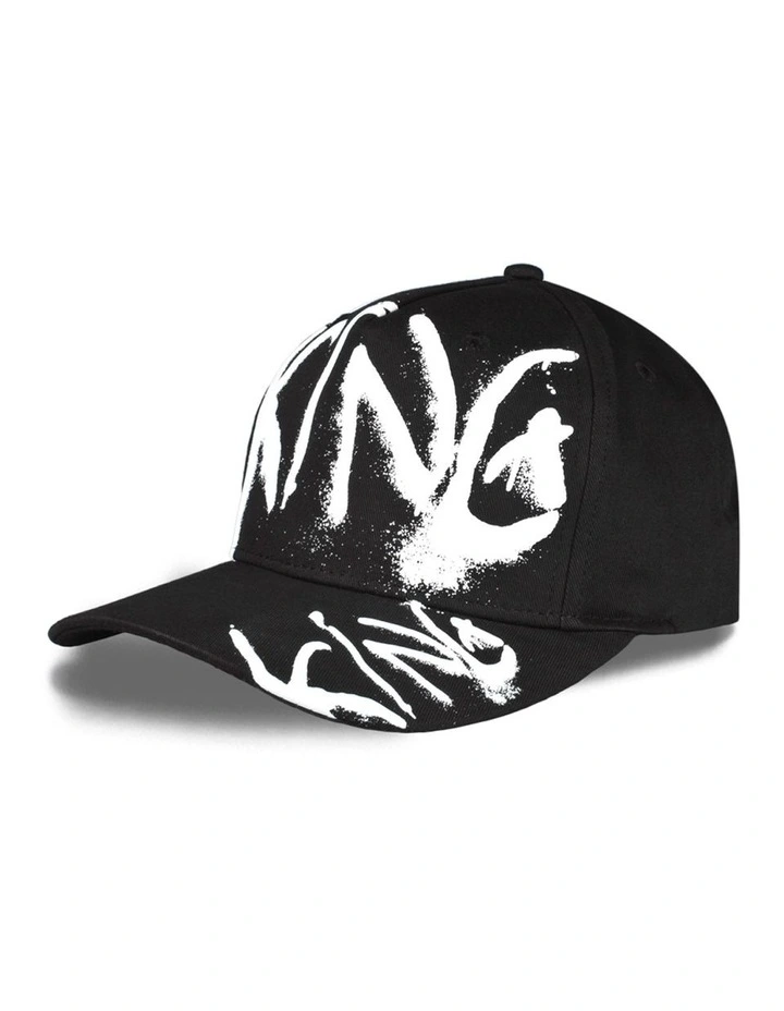 Deranged Curved Peak Cap in Onyx Black