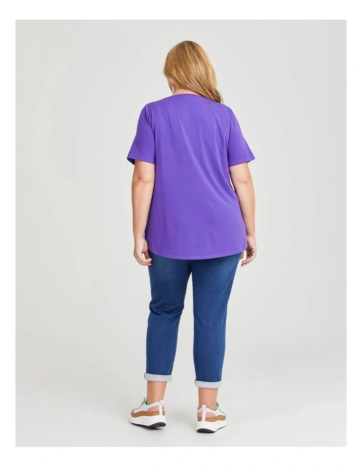 Australian Cotton V-neck T-shirt in Purple Opulence