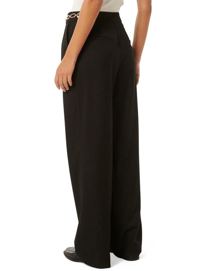 Remi Trim Detail Straight Leg Pants in Black
