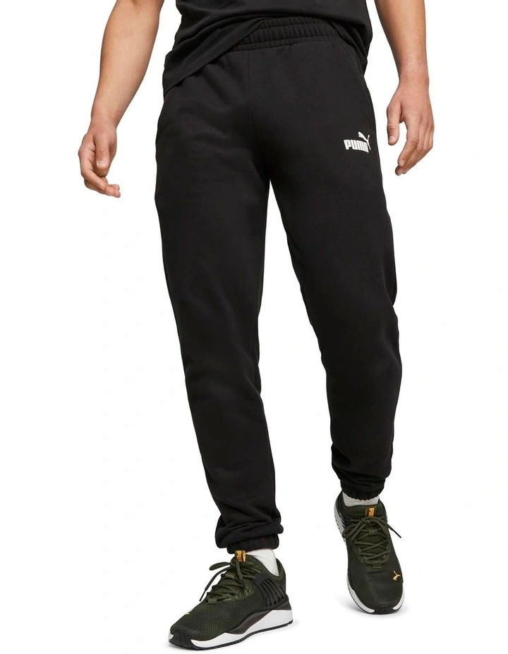 Ess Elevated Sweatpants in Black