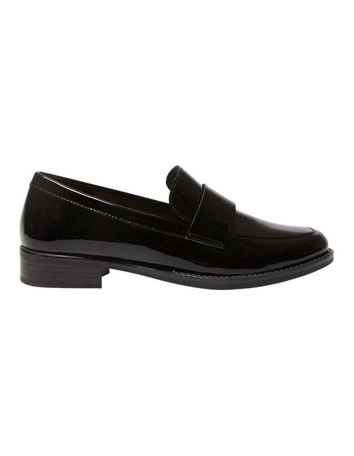 Infinity Flat Shoes in Black Patent Leather