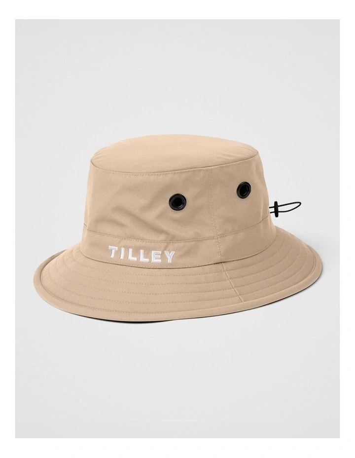 Golf Bucket Hat in Light Tan