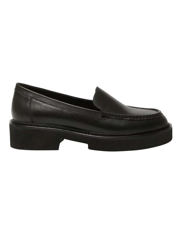 Abbott Leather Flat Shoes in Black
