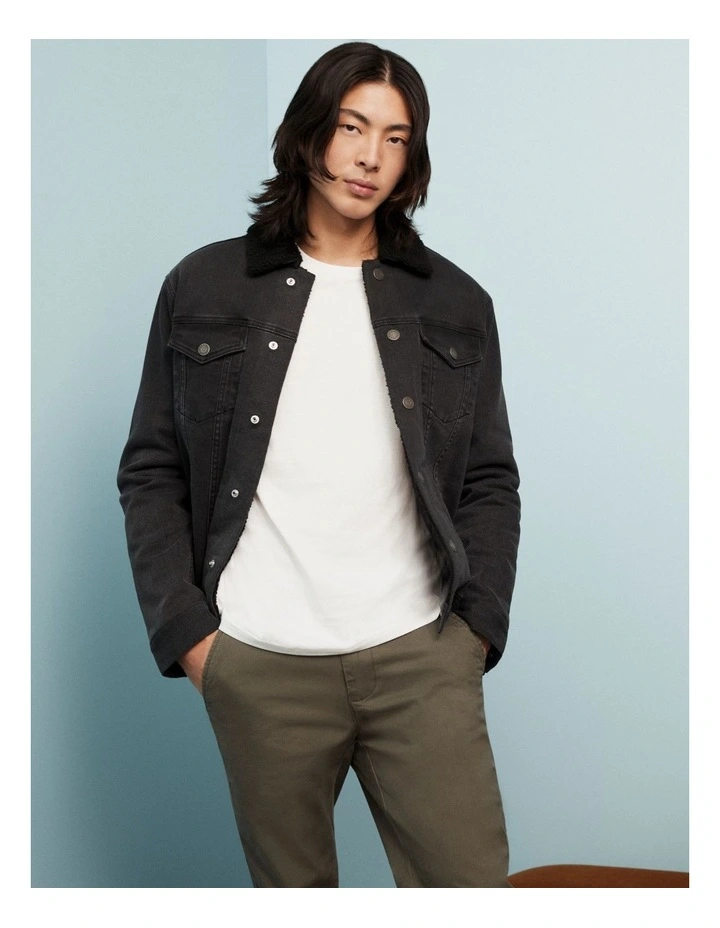 Jack Slim Tapered Chino Pant in Khaki