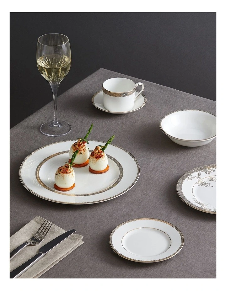 Vera Wang Lace 10 Piece Set in White/Gold