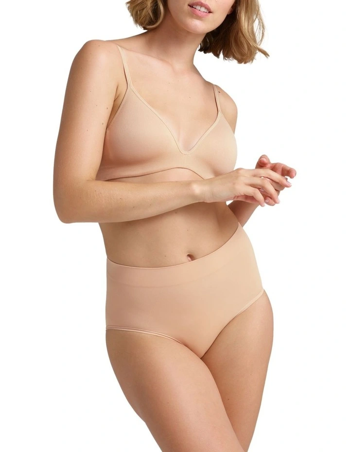 Powerlite Full Brief in Beige
