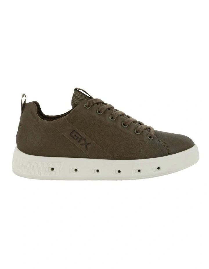 Street 720 Shoes in Green