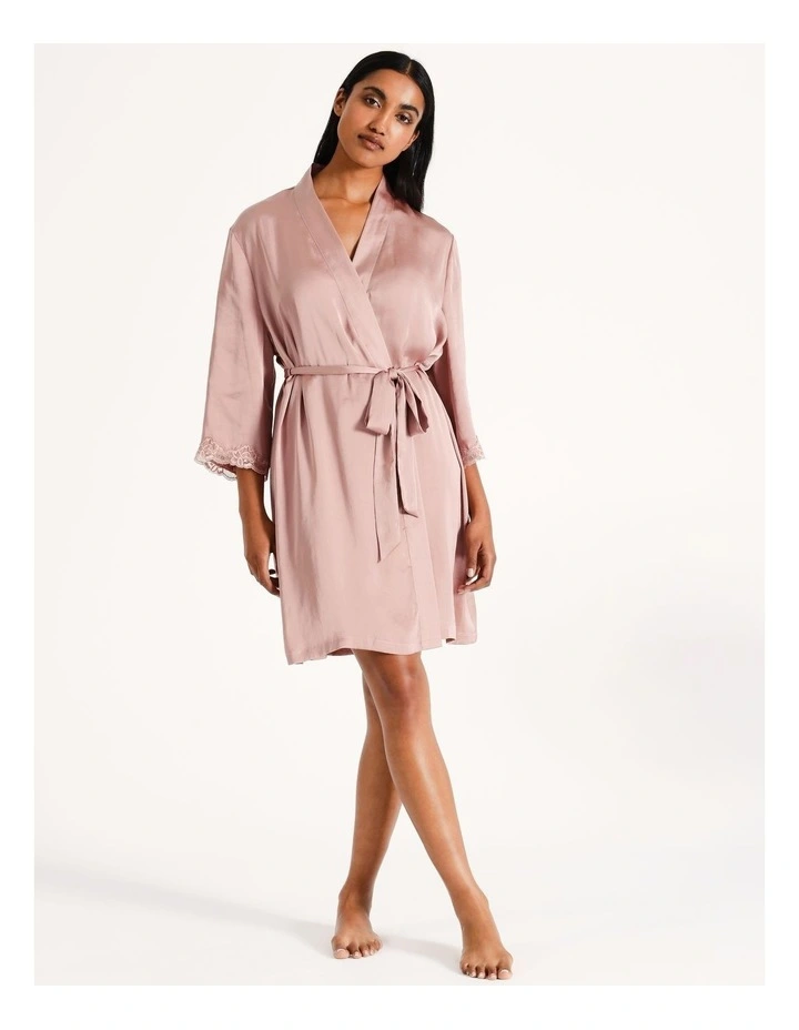 Luxe Satin Hammered Robe in Dusty Pink