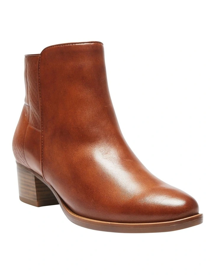 Dapper Mid Brown Glove Boots