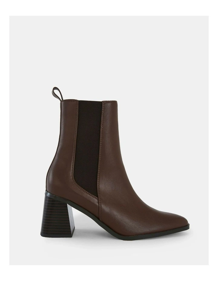 Hari Boots in Milk Chocolate
