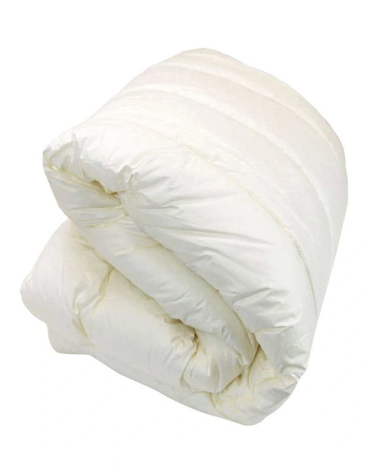 Luxury 300gsm Wool Quilt in White