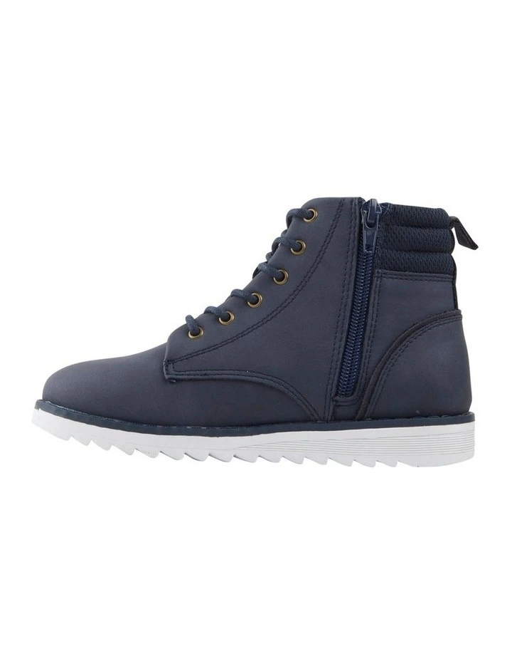Jakob Boots in Navy