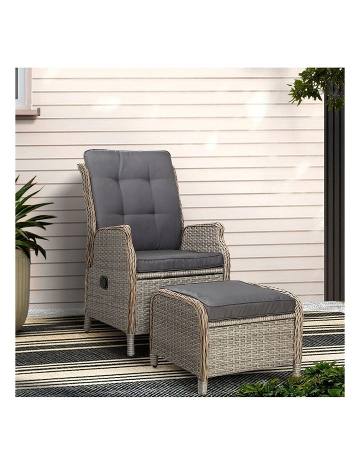 Sun lounge Wicker Lounger Adjustable Recliner Chair in Grey