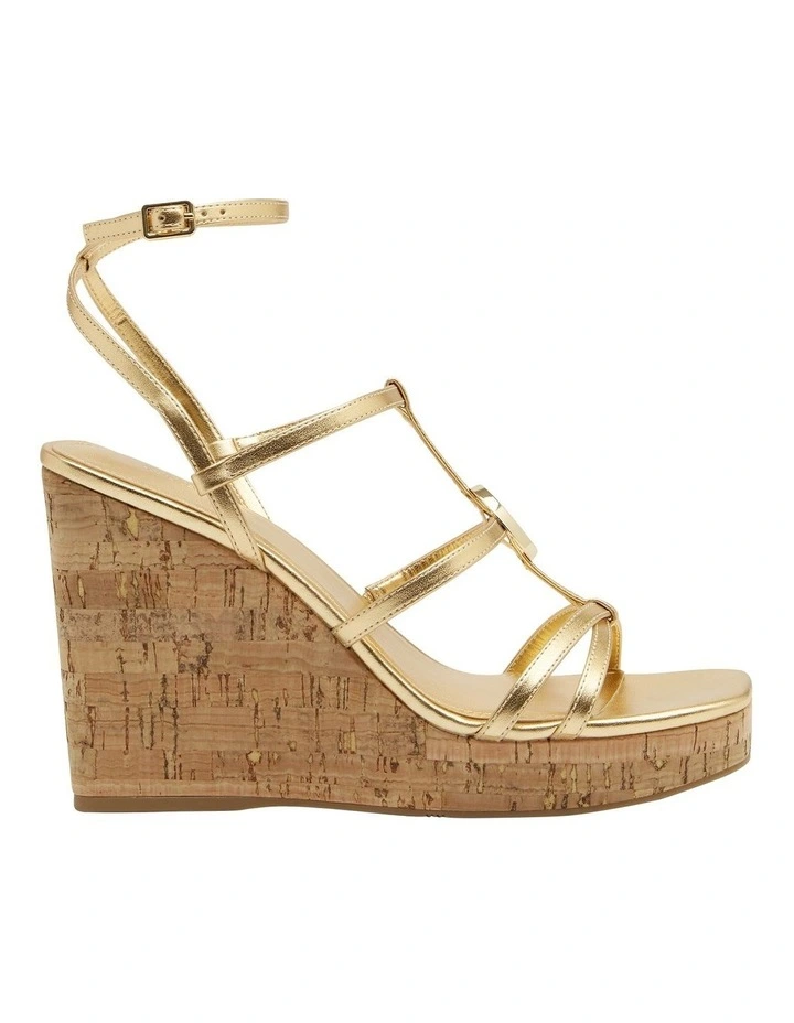 Felia Wedge Heels in Gold