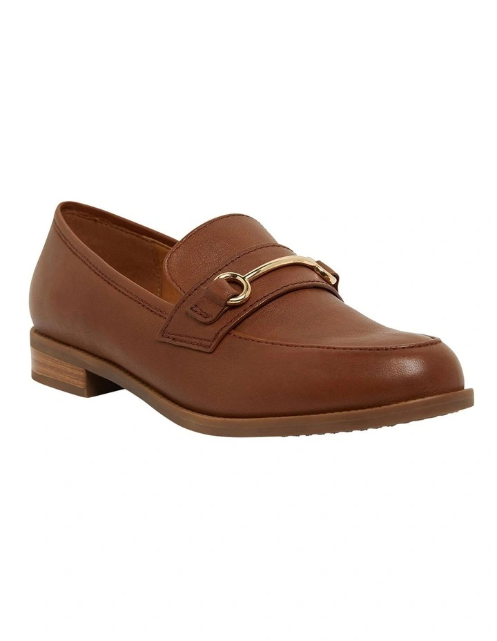 Paragon Flat Shoes in Mid Brown Leather