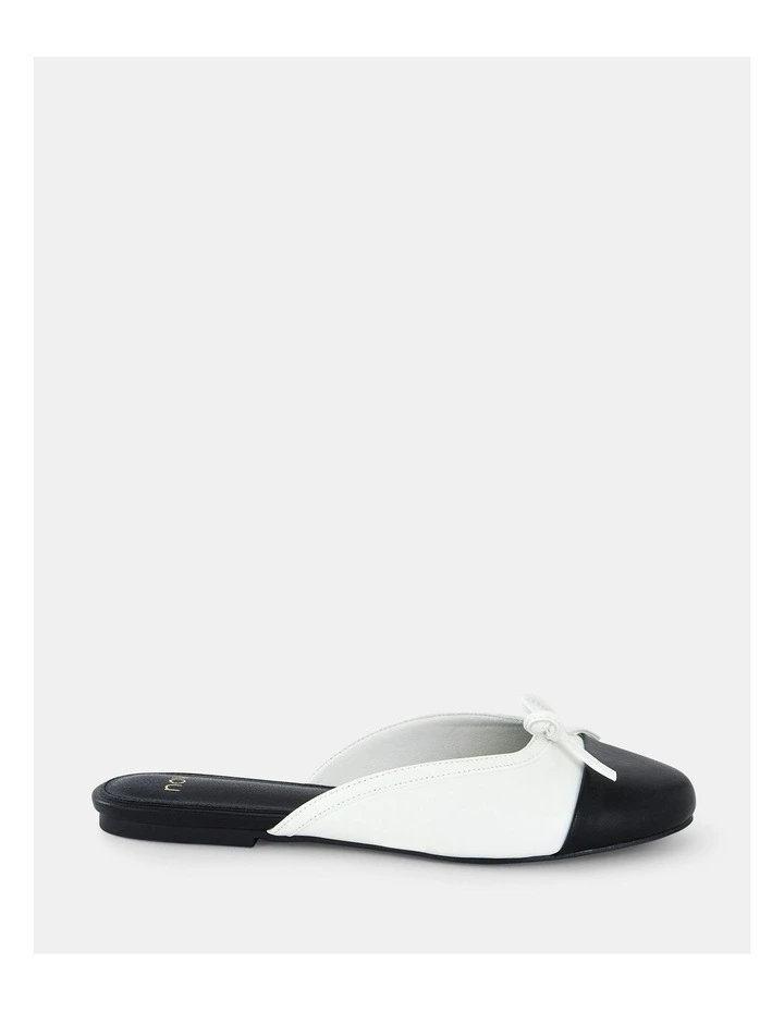 Chieti Flats in White Multi