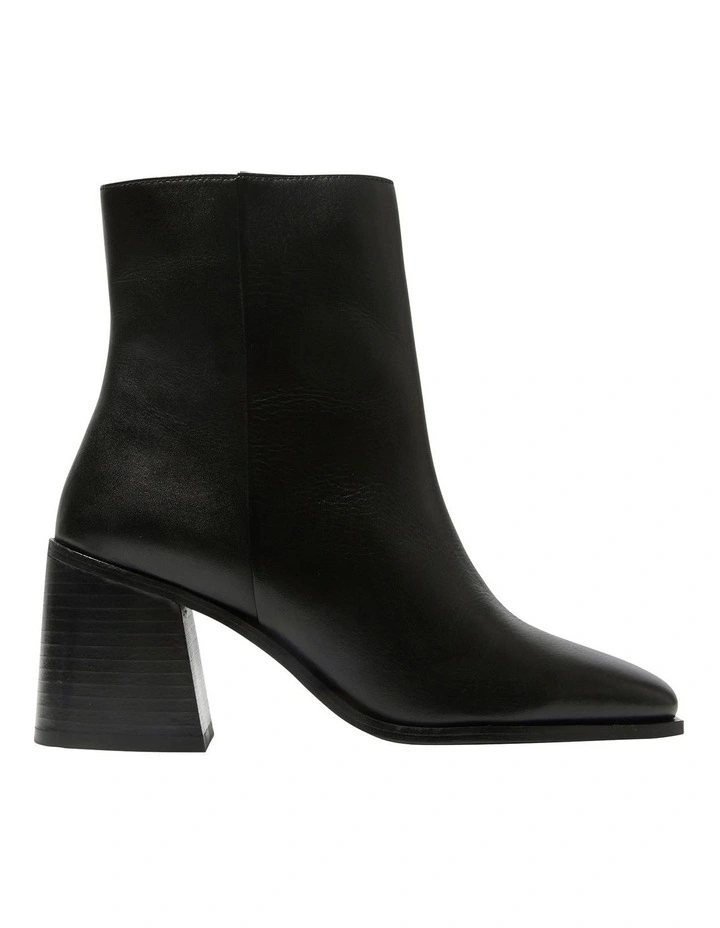 Morocco Boots in Black Leather