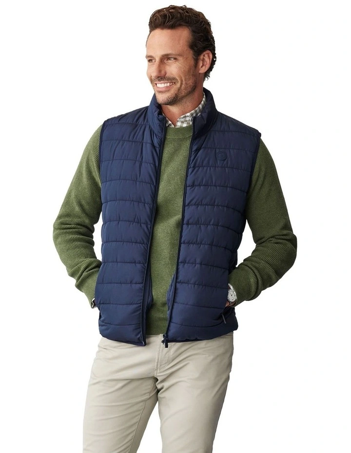 Lightweight Puffer Vest in Navy