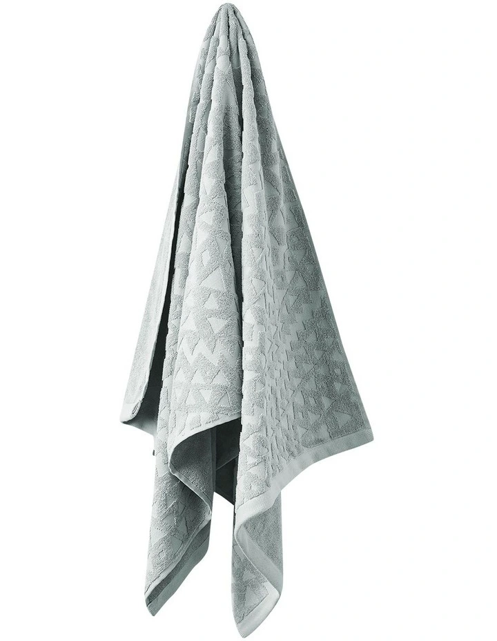 Maya Bath Towel Set in Limestone
