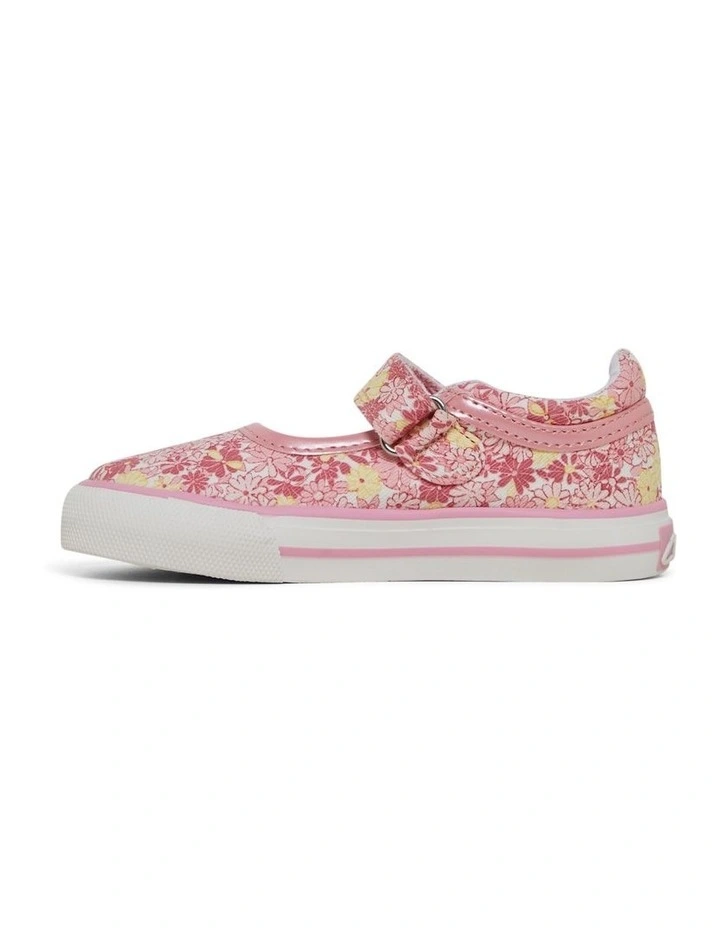 Lizzie Sneakers in Baby Pink