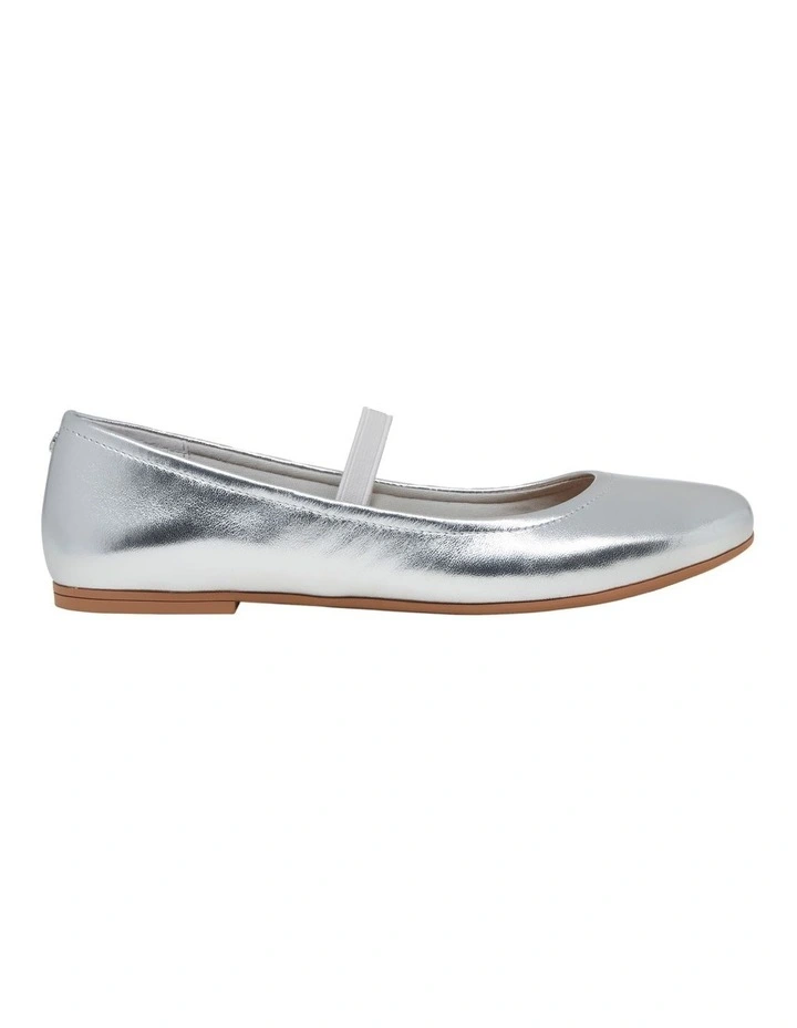Bloom Ballet in Silver