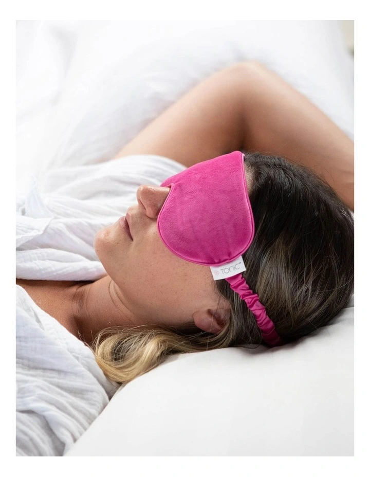 Luxe Velvet Eye Mask in Berry