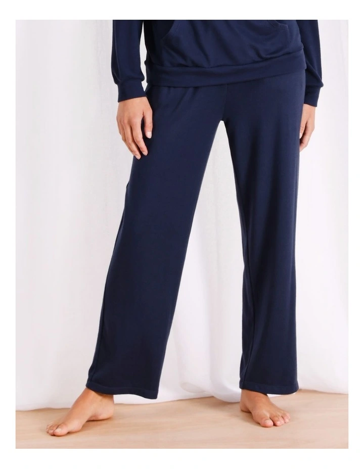 Supersoft Straight Leg Pant