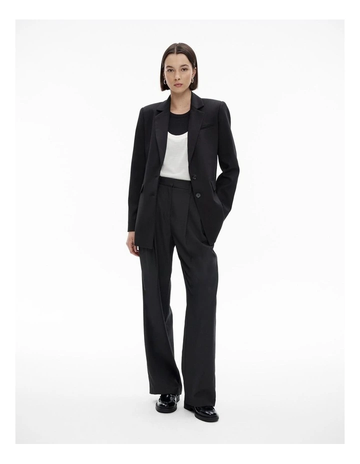 Tailored Single Breasted Blazer in Black