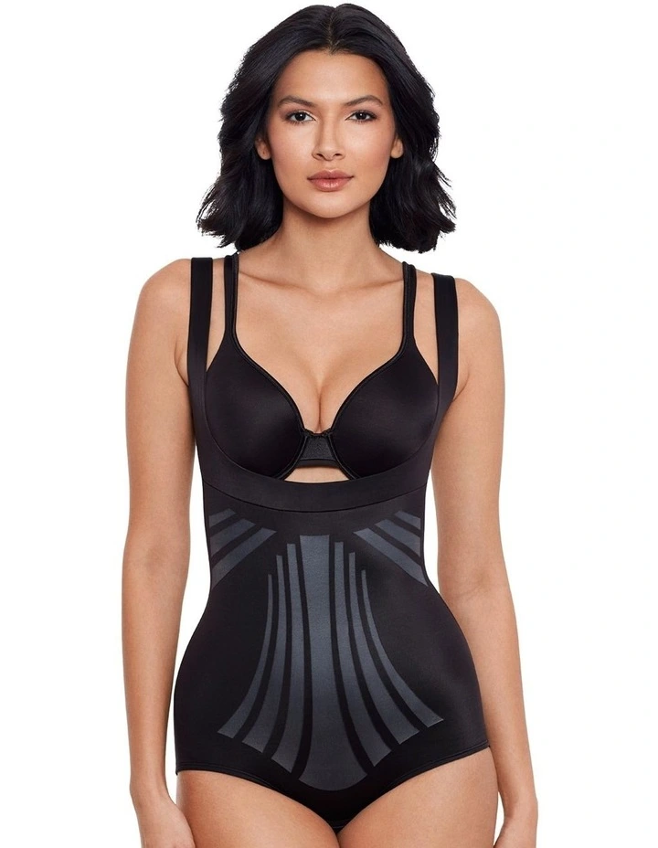 Modern Miracle Lycra Fit Sense Cupless Body Shaper in Black
