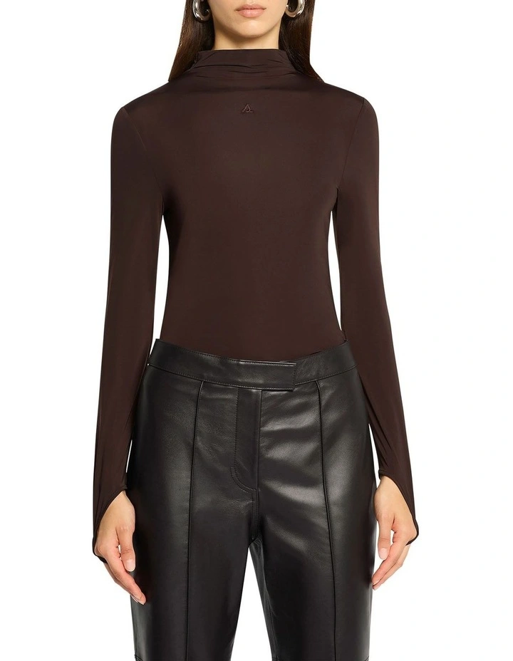 Callisto Long Sleeve Top in Chocolate