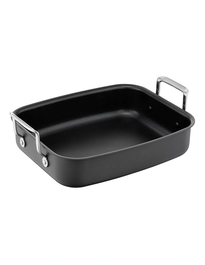 Jamie Oliver Premium Roaster with Rack 26x32cm in Black