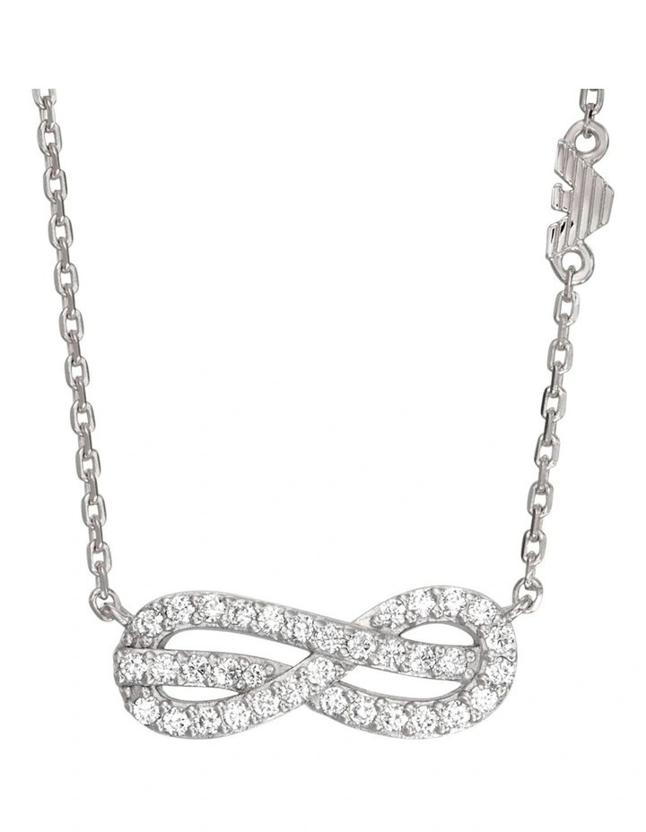 Sentimental Necklace in Silver