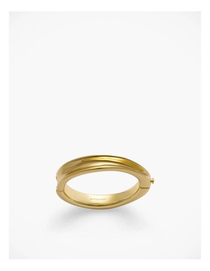 Sculptural Bangle in Gold