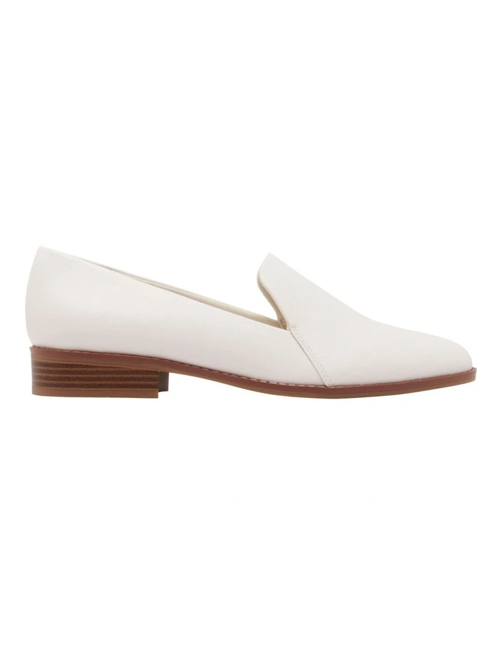 Hughs Loafer in Ivory