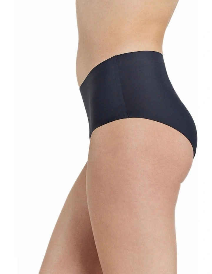 Flo Light Full Brief in Black