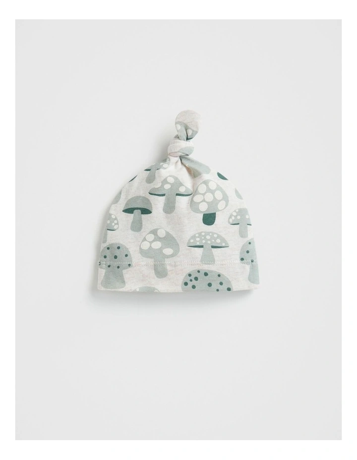 Mushroom Knot Hat in Snow Marle