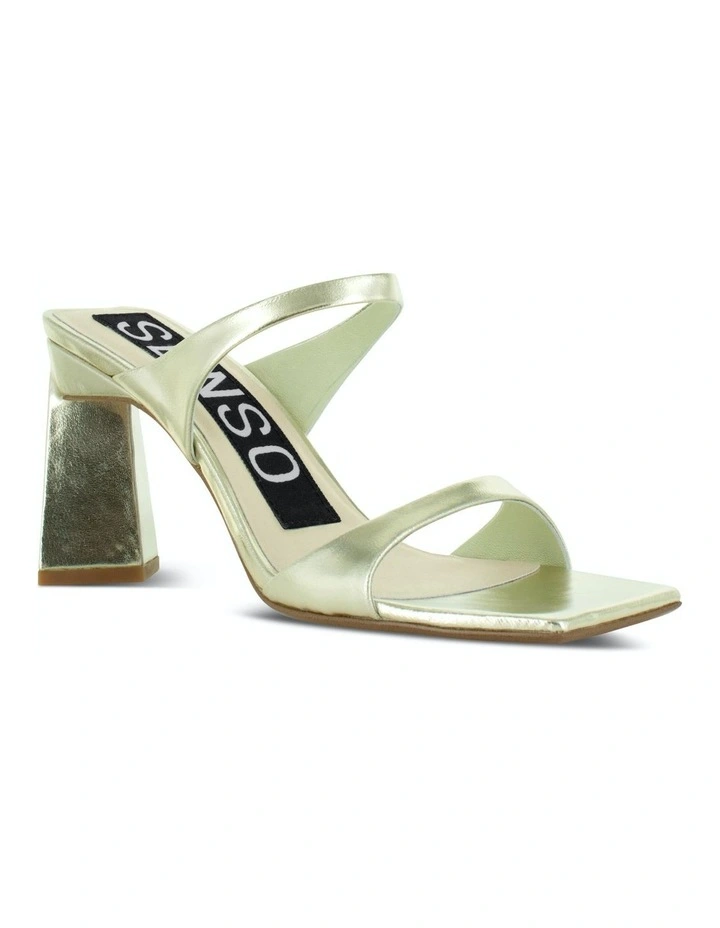 Valeria Mules in Chrome