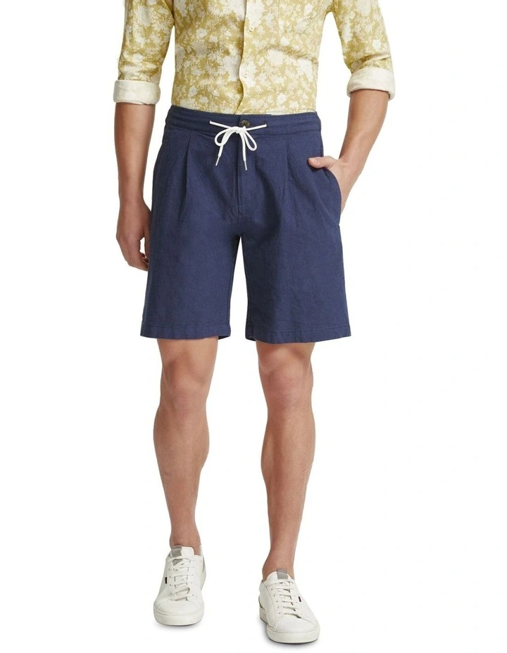 Barney Linen Blend Shorts in Navy
