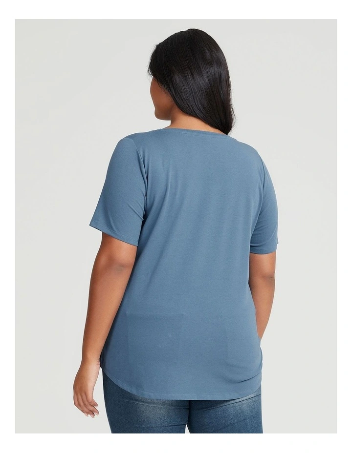 Australian Cotton V-Neck Tee in Dutch Blue