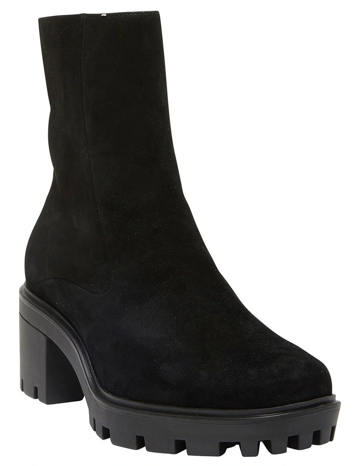 Zack Lether Suede Boots in Black